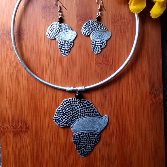 2PC Beautiful Metal African Choker & Earrings S - Picture 5 of 7